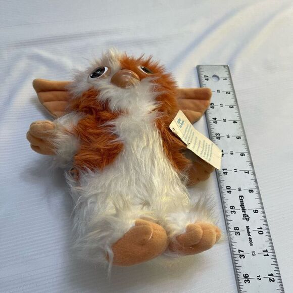 Vintage Gremlins GIZMO Hasbro Softies Plush Squeaker 1984 With Tag NOS - Picture 5 of 8